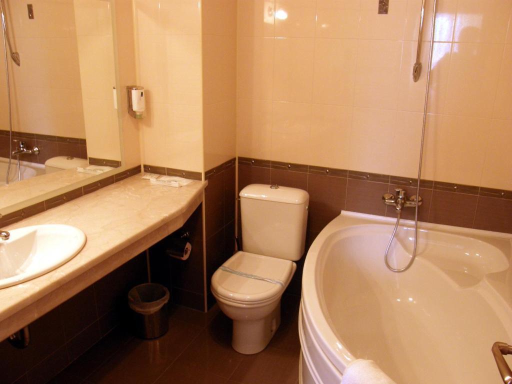 Hotel Center Apriltsi  Room photo