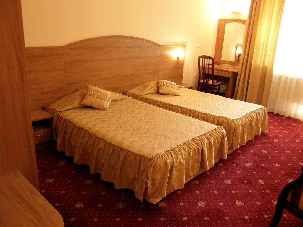 Hotel Center Apriltsi  Room photo